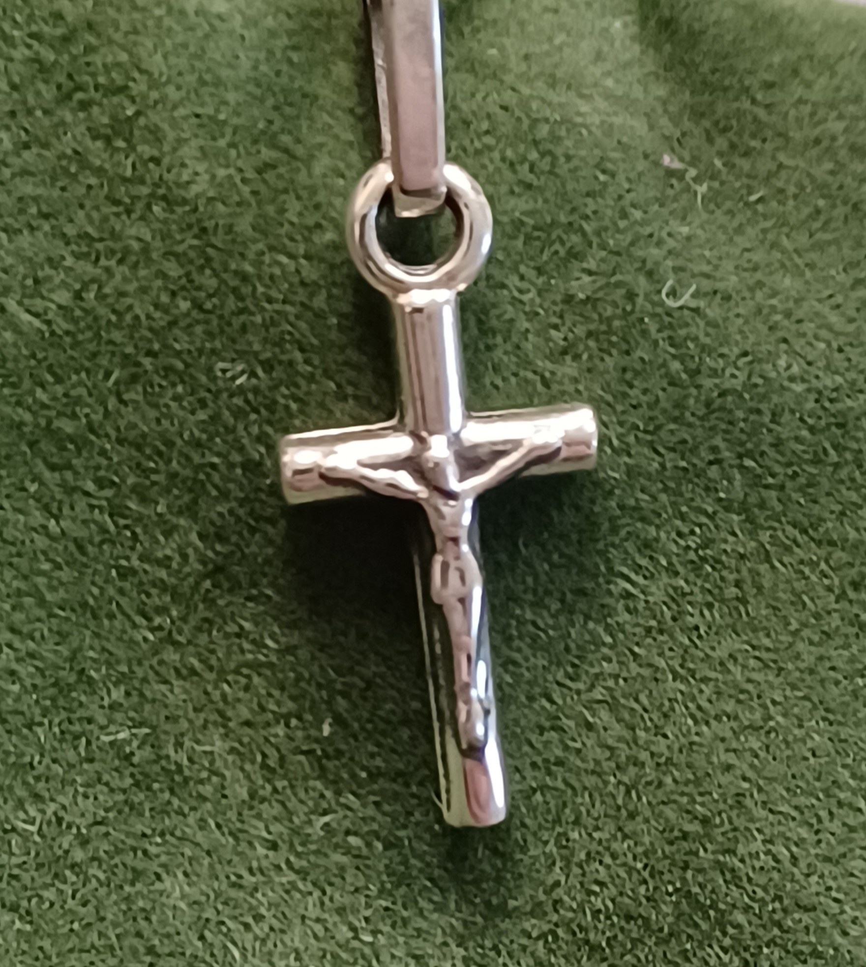 Traditional SS Crucifix Charm 1/2"