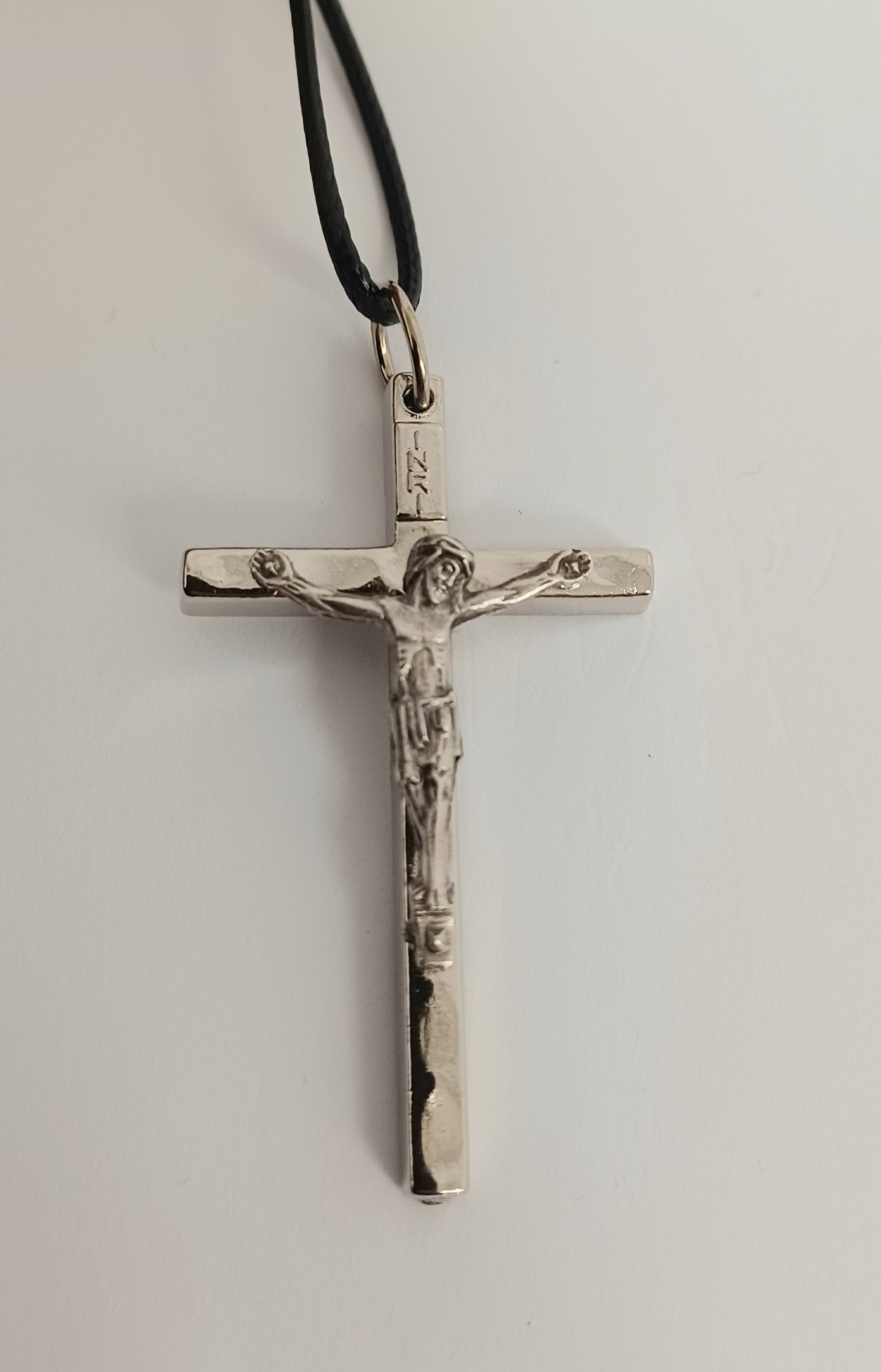 1.5" Traditional Crucifix