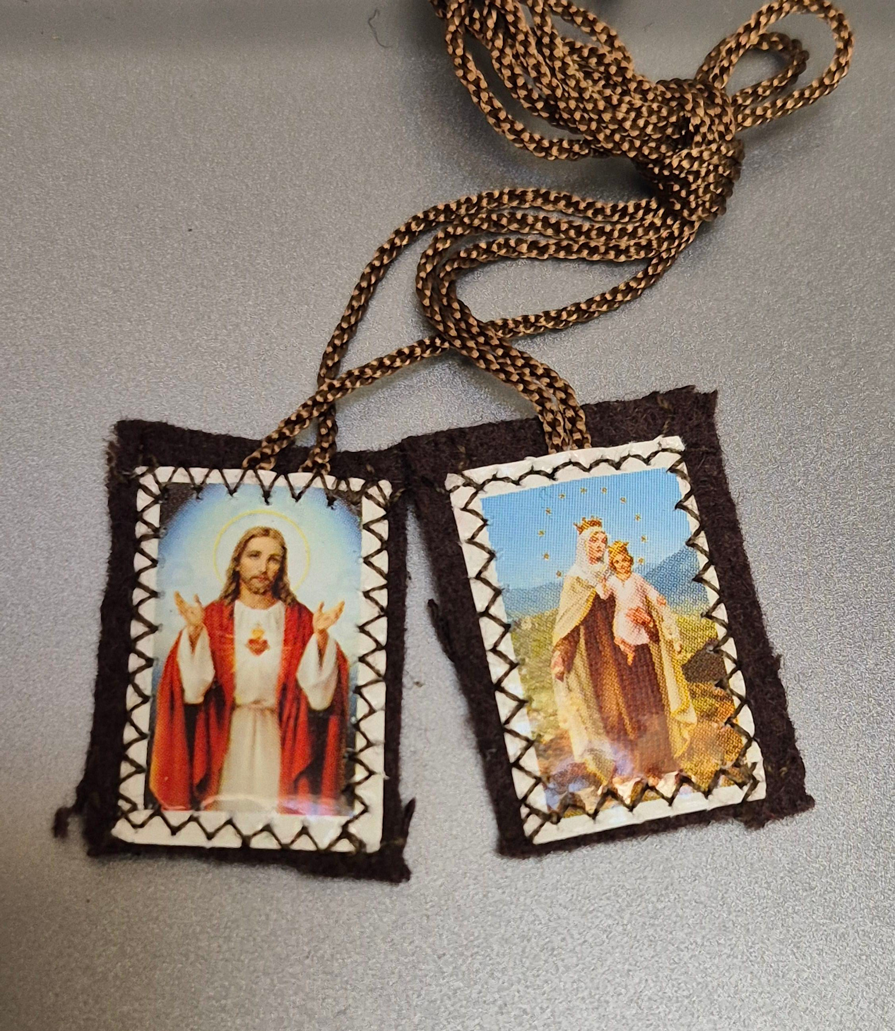 1" Sacred Heart/Our Lady of Mt Carmel  Felt Scapular