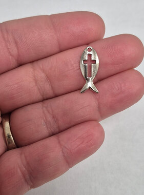Vertical Fish w/Cut-Out Cross Metal Charm
