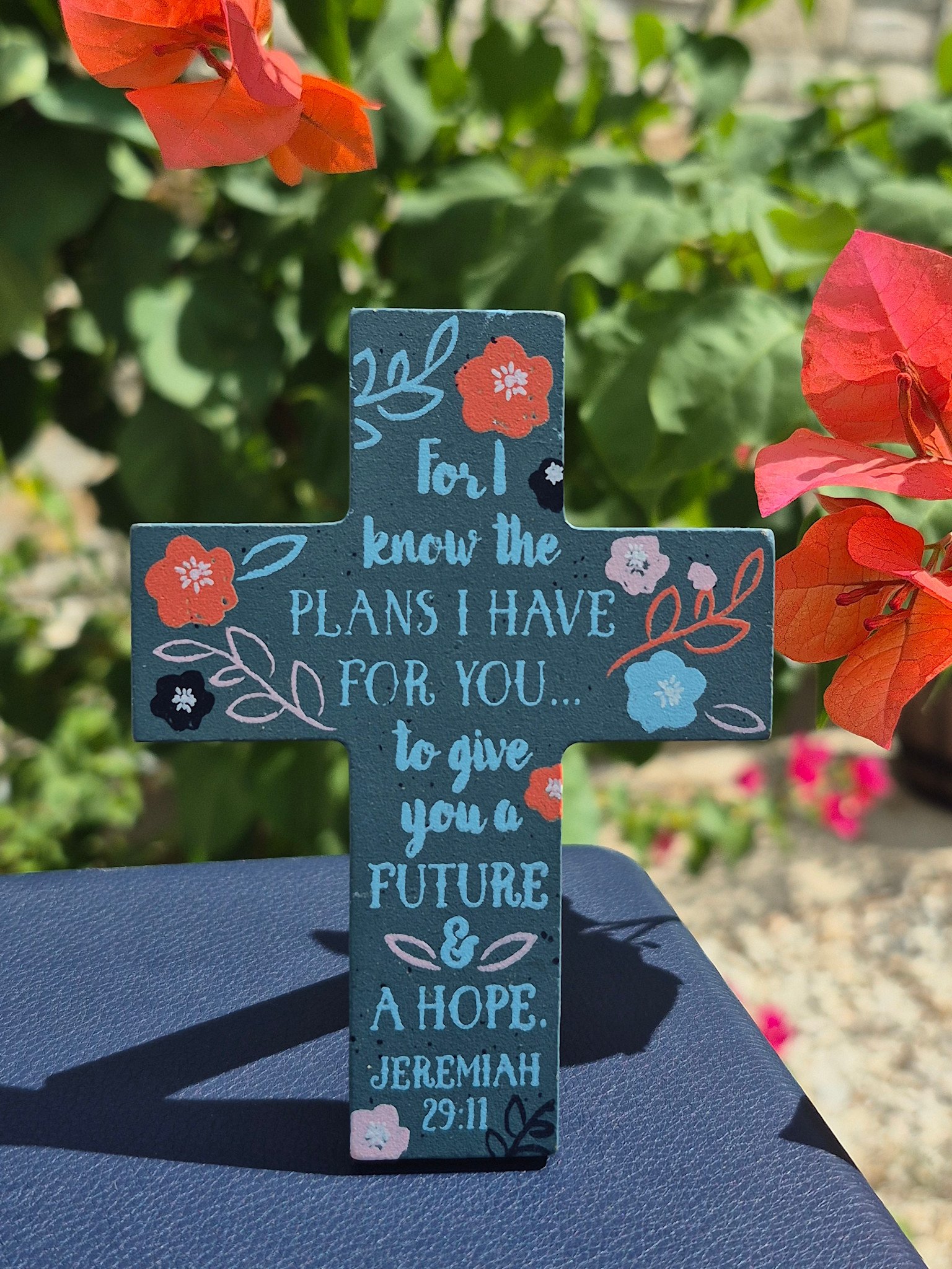 For I Know The Plans Easel Cross