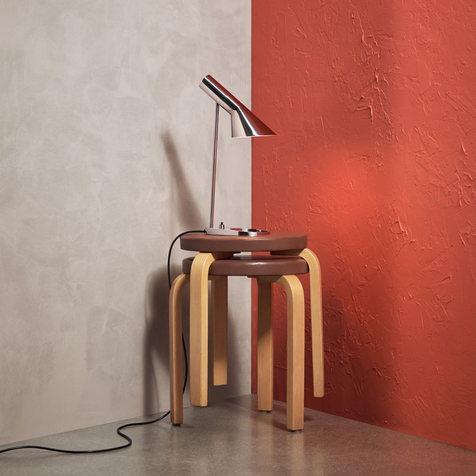 AJ Mini Table