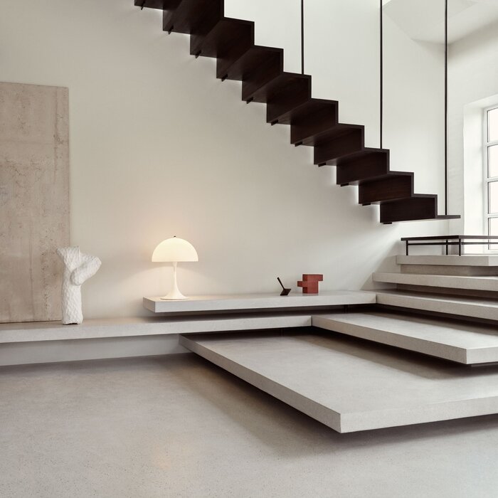Panthella Table