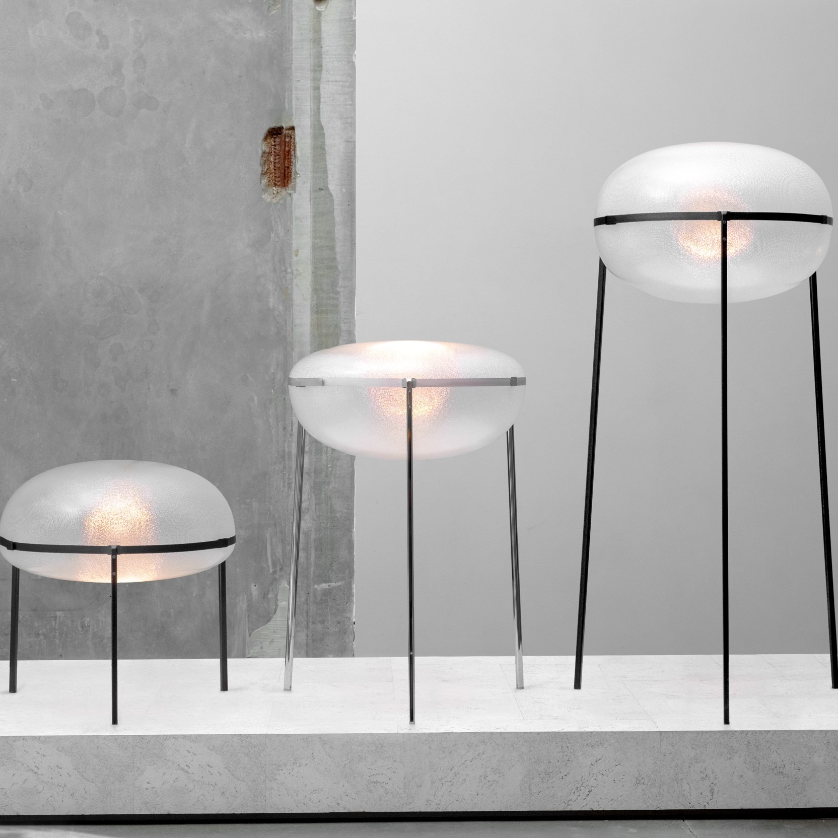 Iris Lampe sur Pied