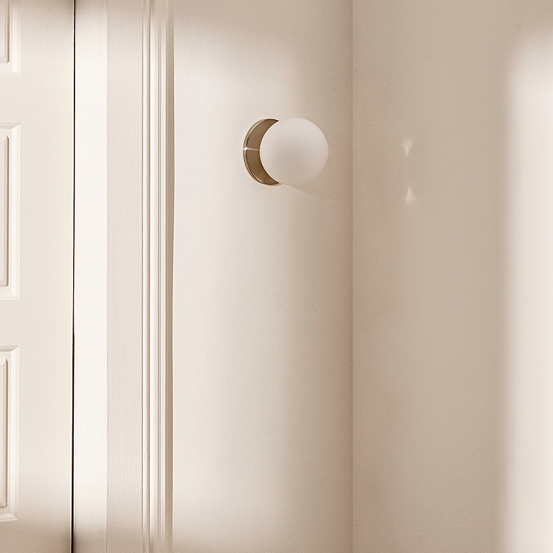 Glass 120. Sconce