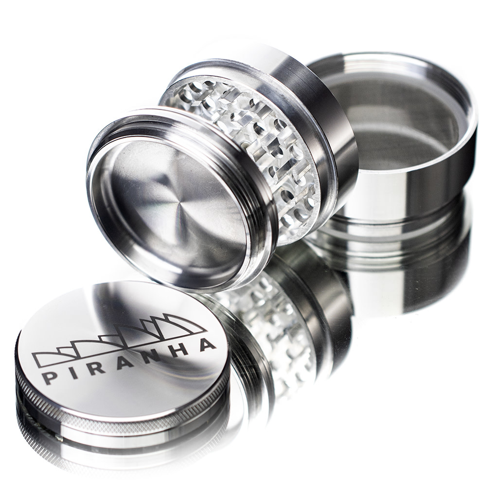 Curve Metal Herb Grinder, 4 part (2.3 x 2.5 inch)