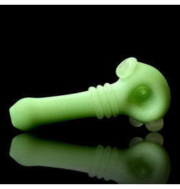 Koy Glass Koy Lt Green Blasted Decorated Pipe