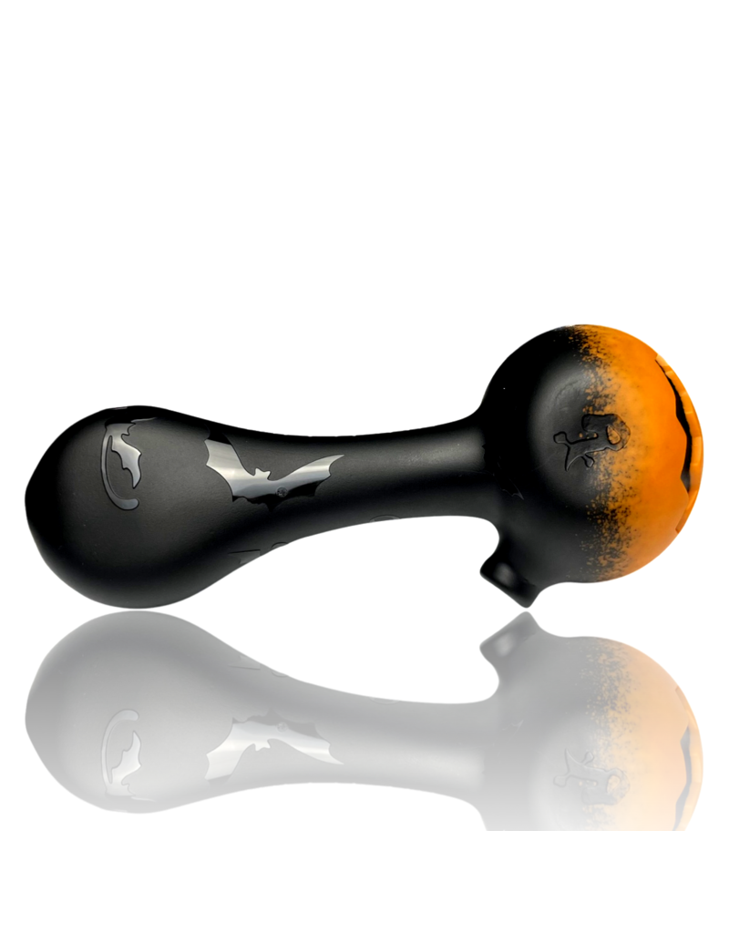 Witch DR DOC23 Happy Squiggle Carved Pumpkin Pipe