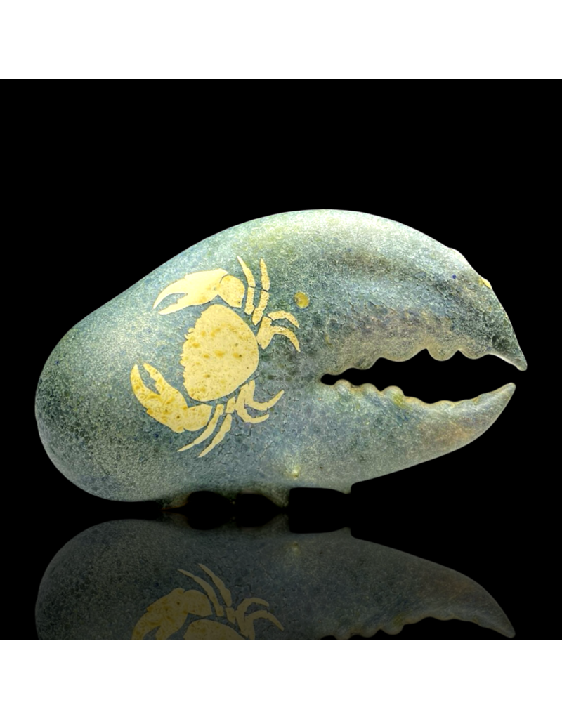 Decorated Claw Pipe A Mrs Claws