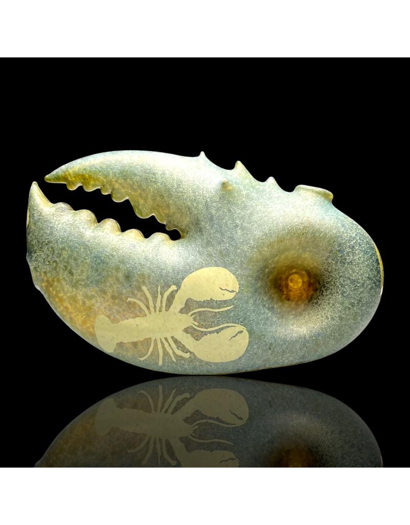 Decorated Claw Pipe B Mrs Claws