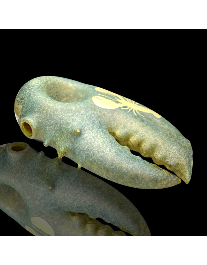 Decorated Claw Pipe B Mrs Claws