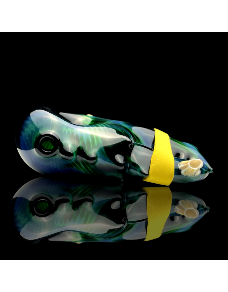 Mrs Claws Exp. Green Hard Shell Barnacle Claw Pipe