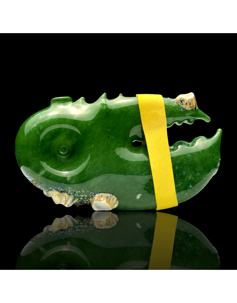 Mrs Claws Green Barnacle Claw Pipe