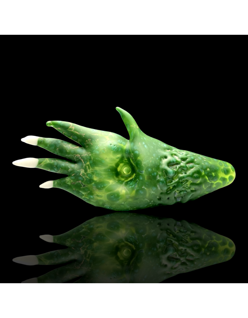 Mrs Claws SB Croc Claw Pipe B