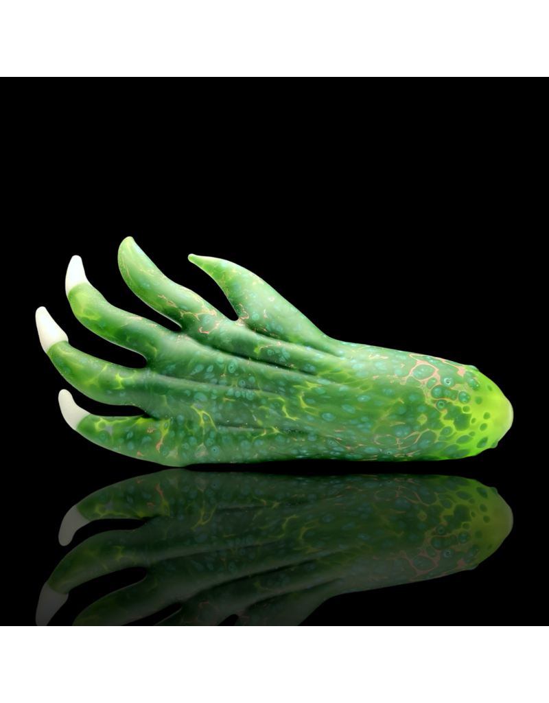 Mrs Claws SB Croc Claw Pipe A