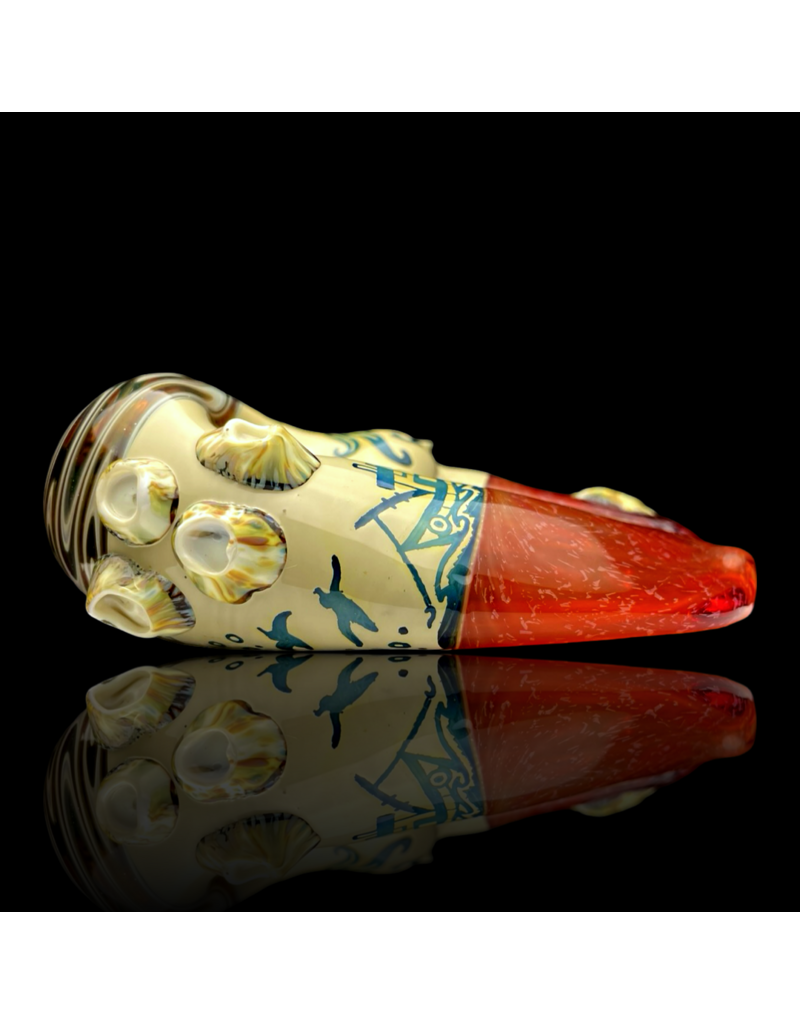 MRSC35 Evan Cals Carved Claw Pipe