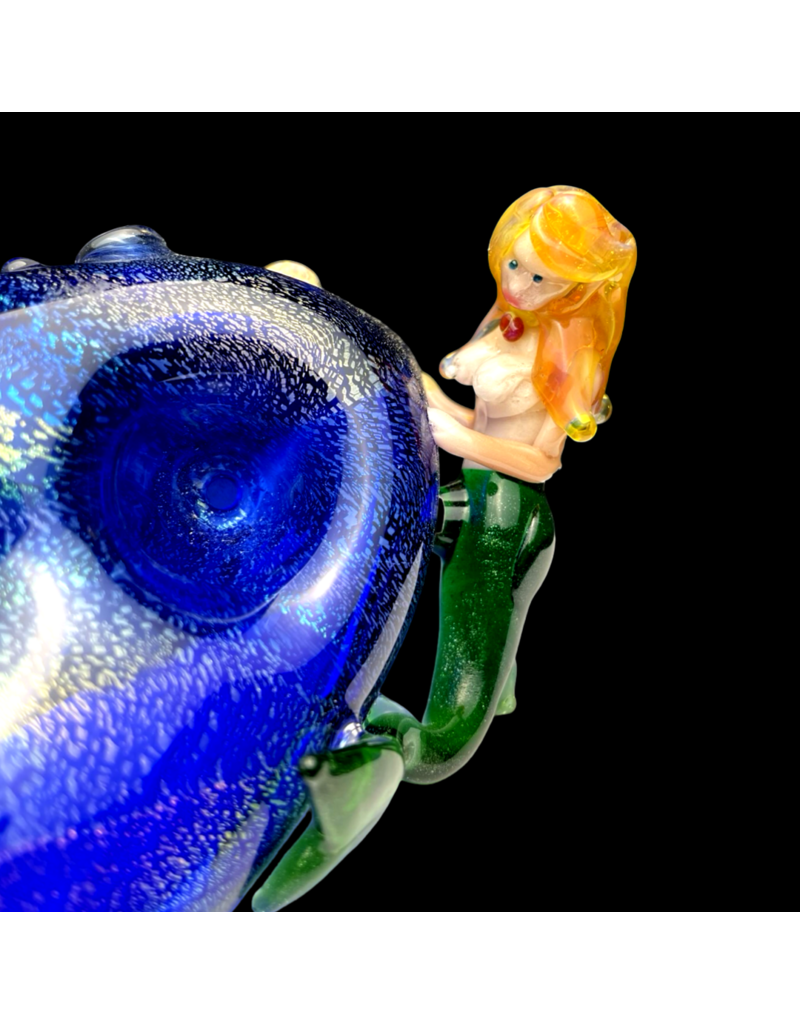 Mrs Claws x Tammy Baller Dichro Mermaid Claw Pipe