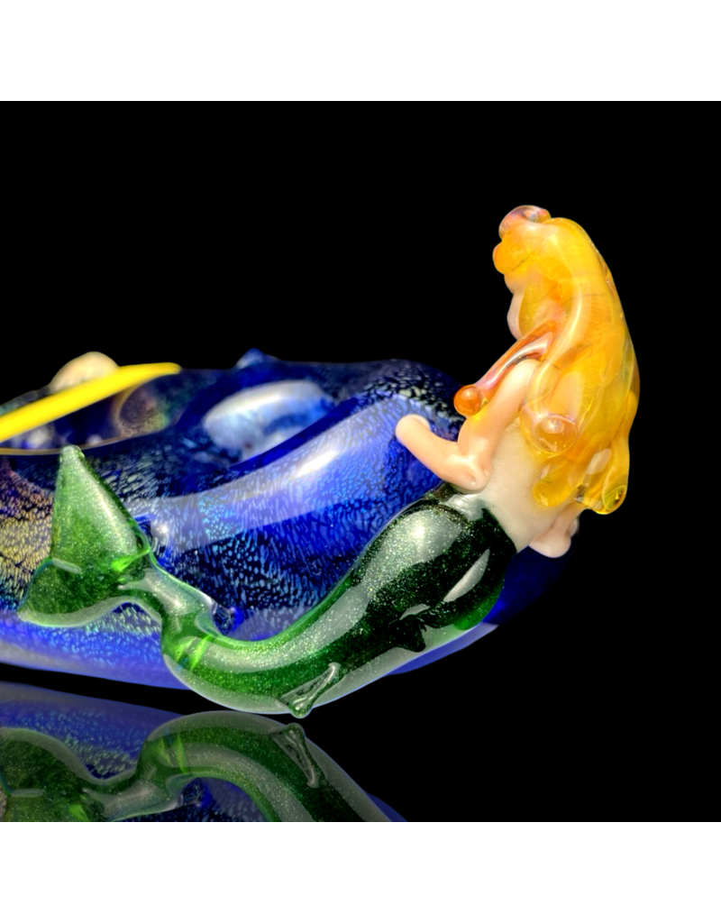 Mrs Claws x Tammy Baller Dichro Mermaid Claw Pipe
