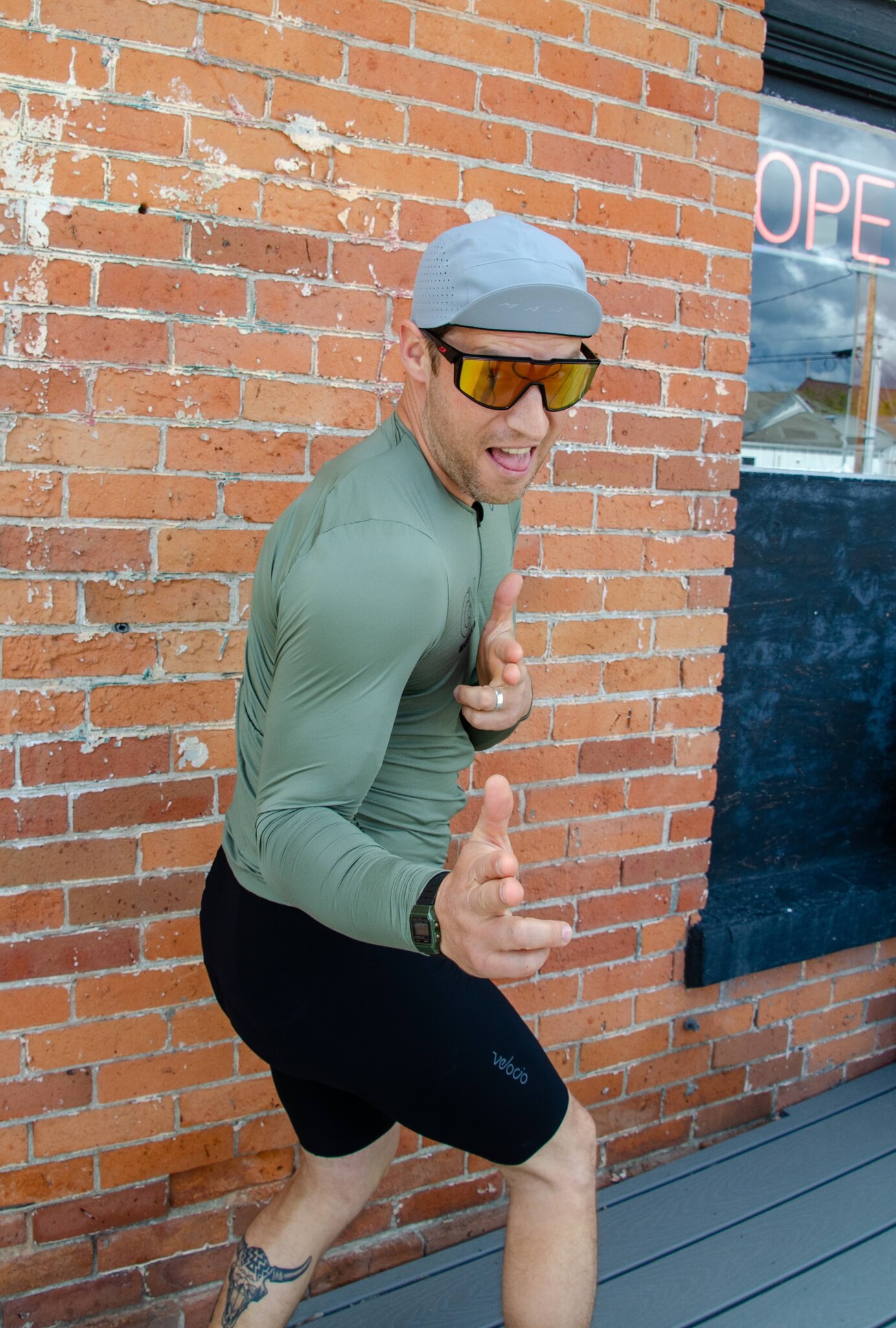 Velocio Ultralight Mesh LS Lichen