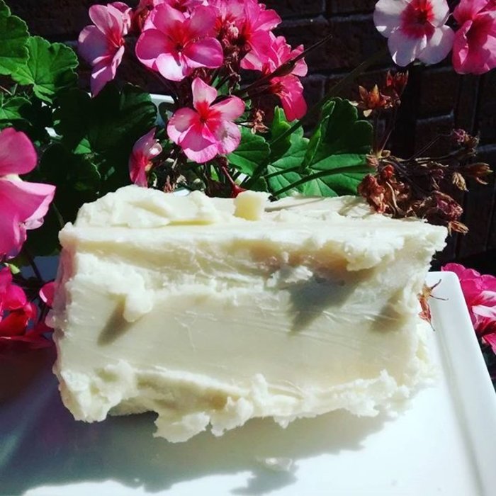 Cire D Abeille Quebecoise 30 G Merveilles D Abeilles Achat En Ligne Eco Boutique Un Monde A Vie