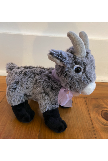 Stuffed Goat, "Billie", 8"