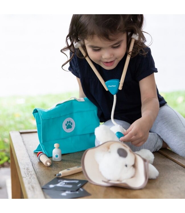 Plan Toys Vet Set