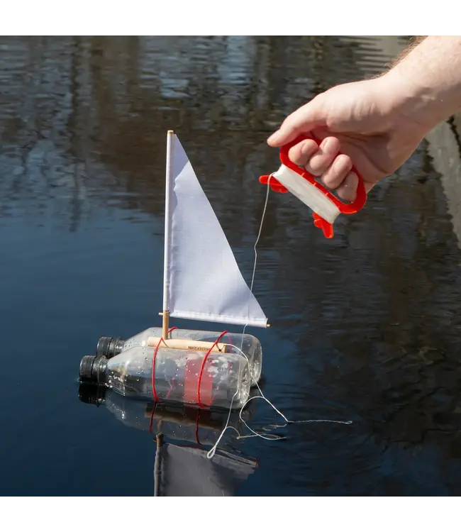 Kikkerland Make Your Own Sailboat