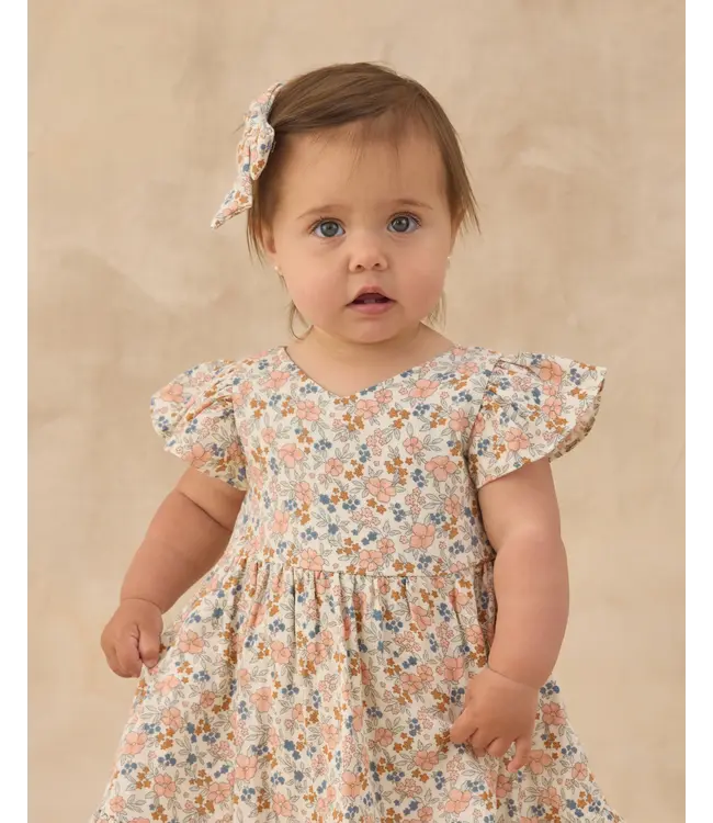 Rylee & Cru Bow - Flower Field