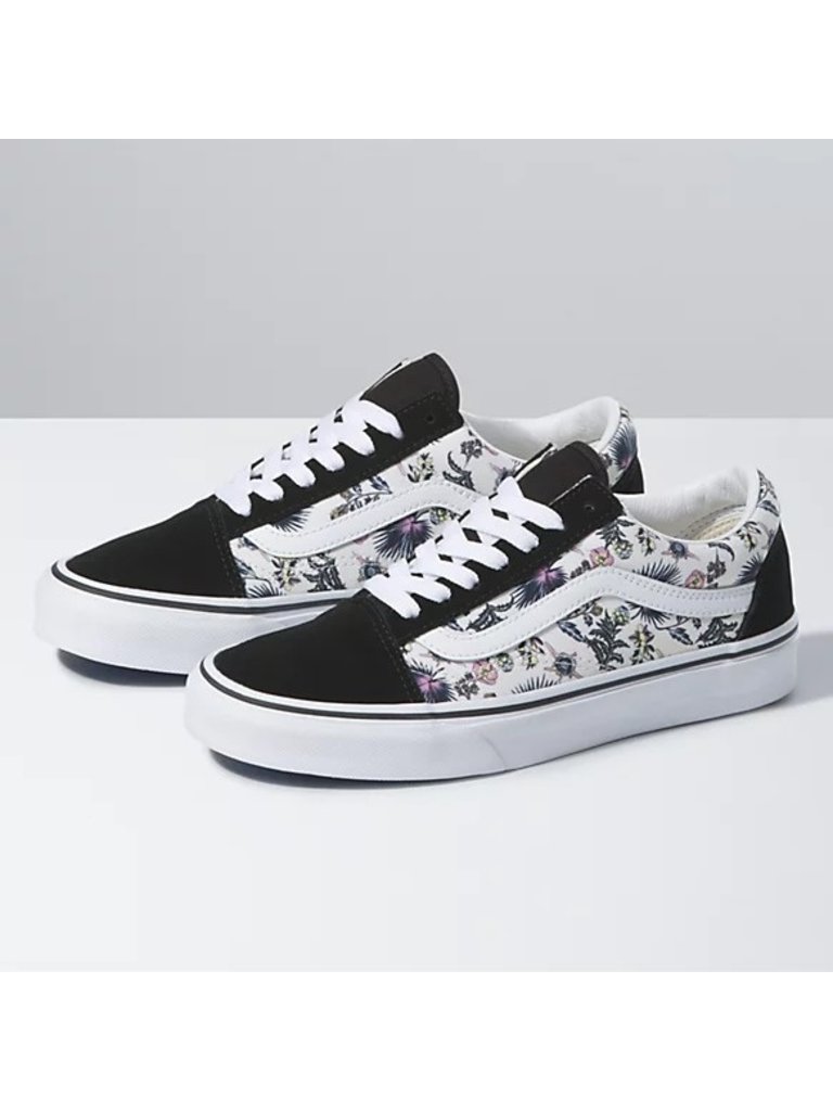 vans univers