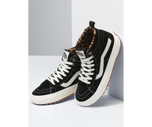 Black sk8 hi mte sales