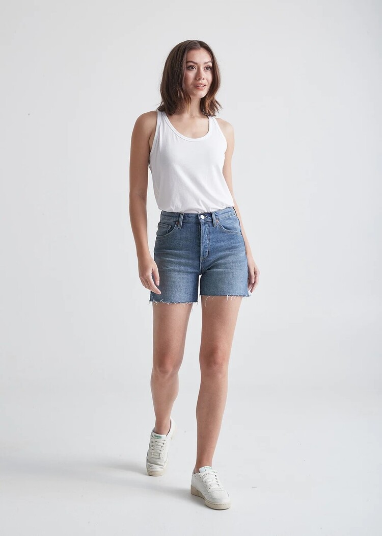 Du/er WOMEN'S MIDWEIGHT PERFORMANCE SHORTS