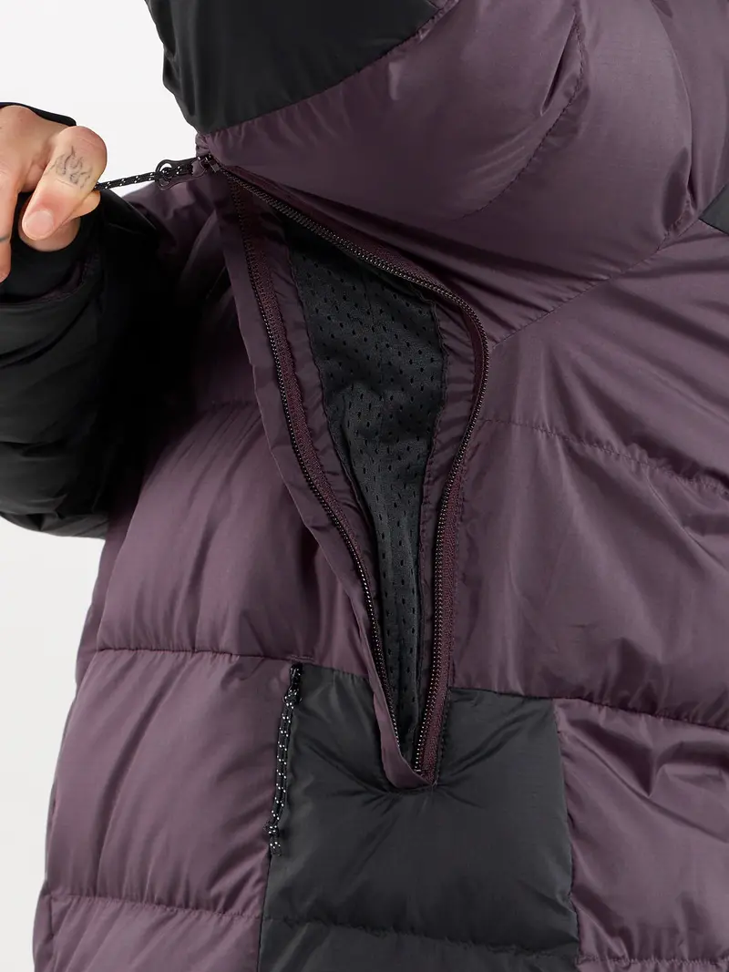 Volcom WOMEN'S PUFFLEUP JACKET BLACKBERRY