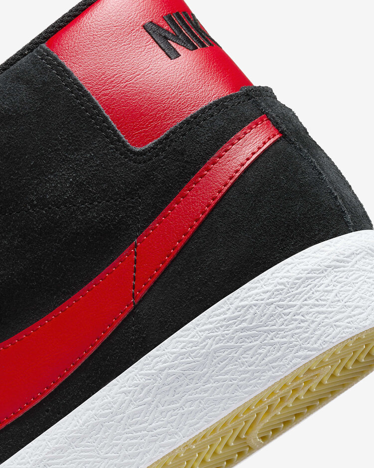 Nike SB ZOOM BLAZER MID