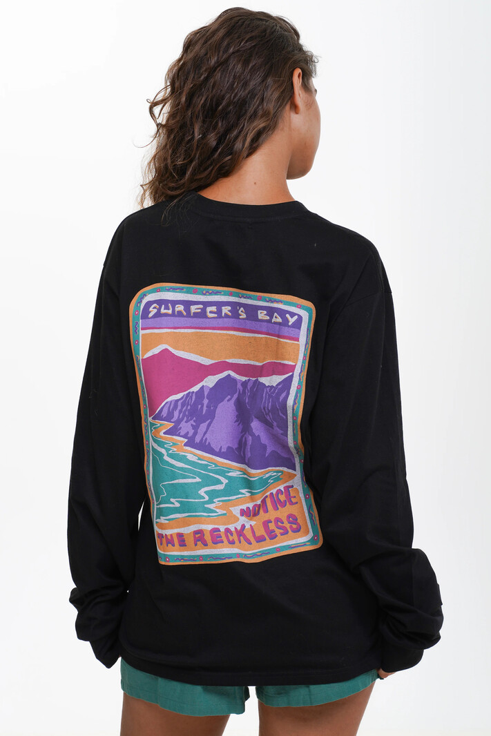 Notice the reckless WOMEN SURFER'S BAY LS