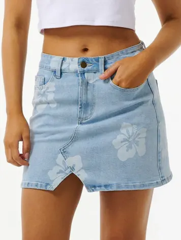 RIP CURL WOMEN'S HIBISCUS HEAT OVERDYED SKIRT LIGHT BLUE