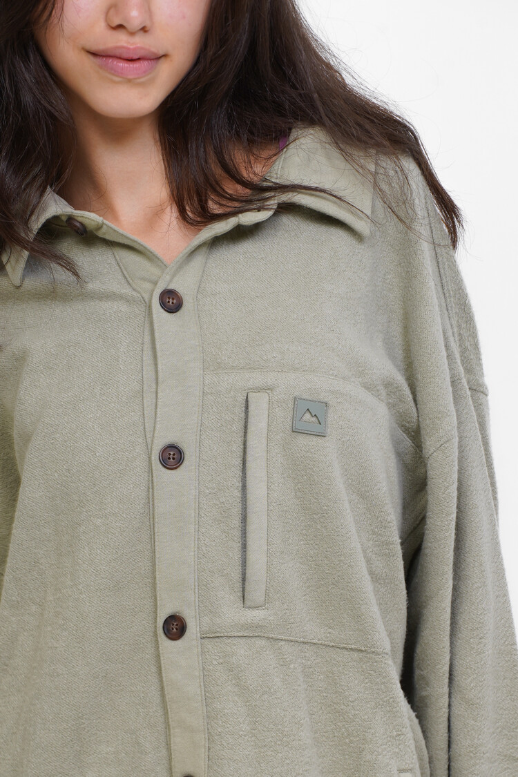 Notice the reckless WOMEN WILLOW SHACKET