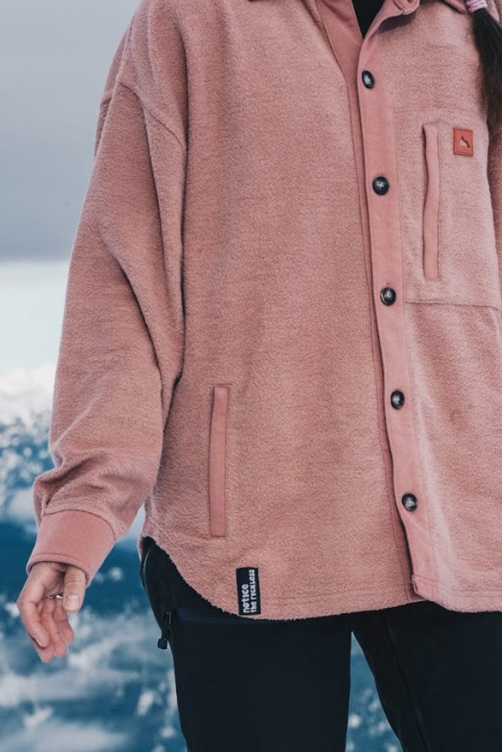 Notice the reckless NOTICE SIENNA SHACKET LS