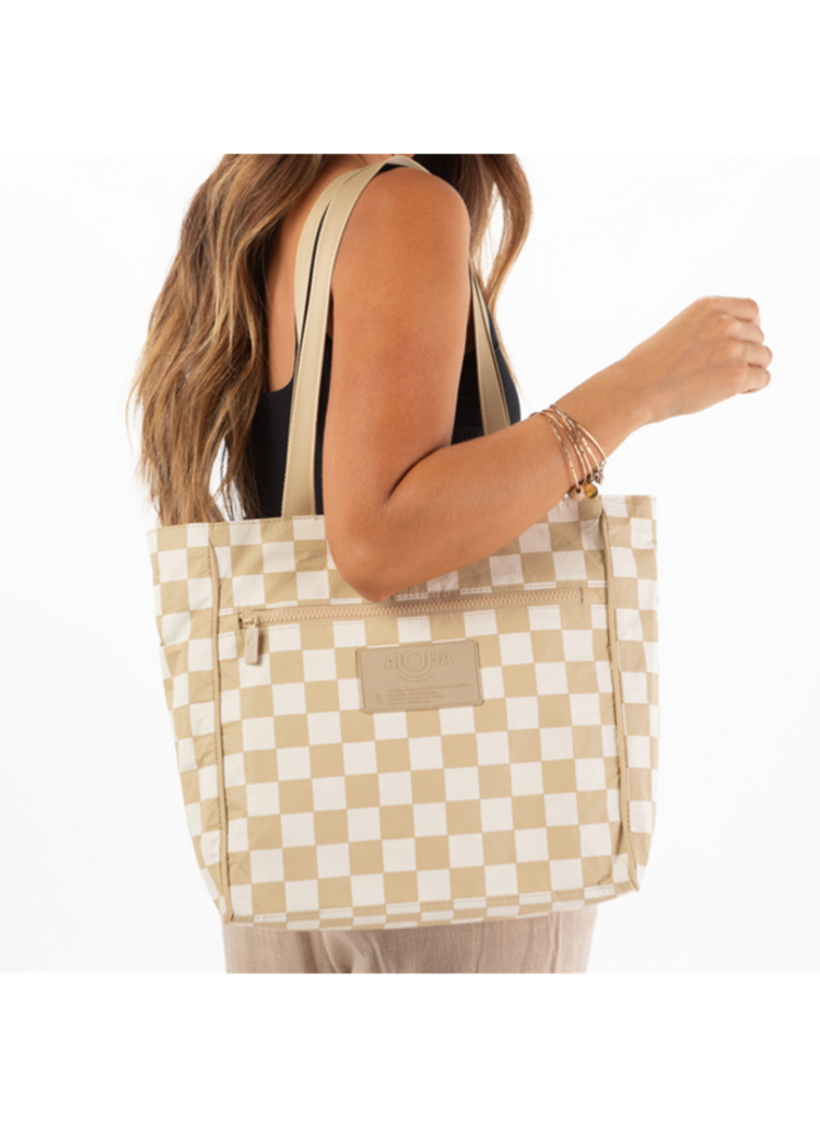 Aloha CHECKMATE GO-TO TOTE CREME/DUNE