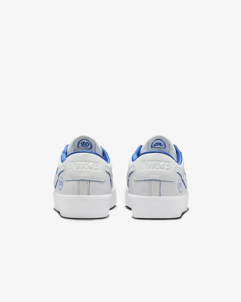 Nike SB HOMMES BLAZER LOW PRO GT PREMIUM SUMMIT WHITE/GAME ROYAL