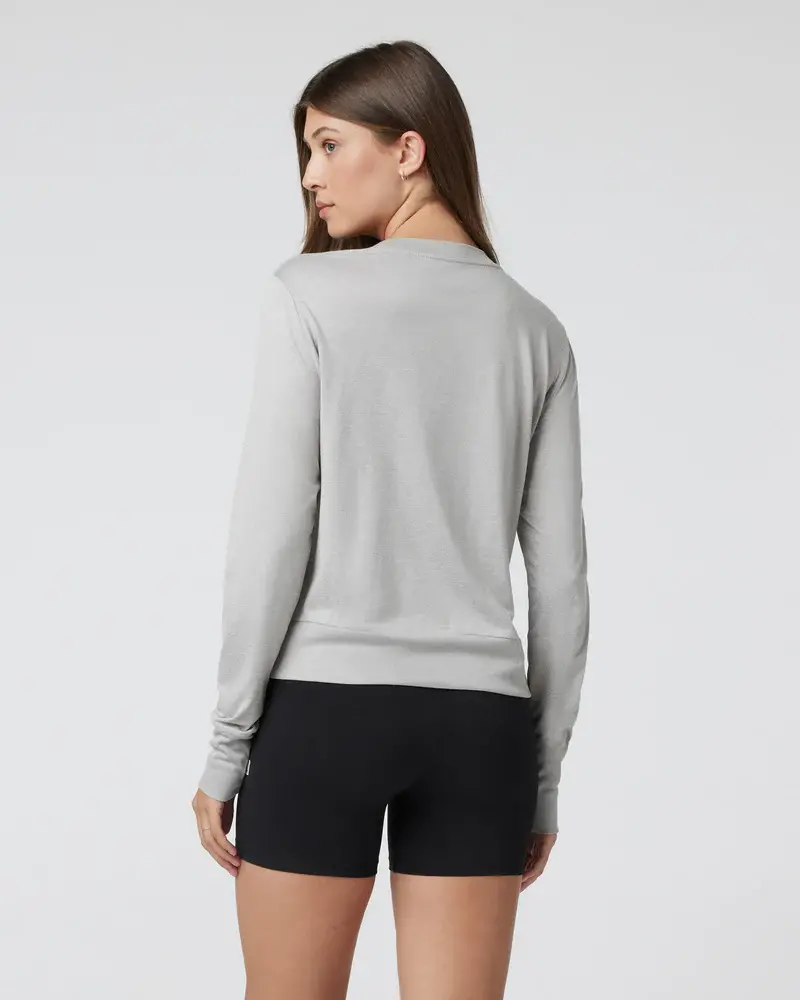 Vuori WOMEN'S DAYDREAM CREW LS LIGHT GREY HEATHER