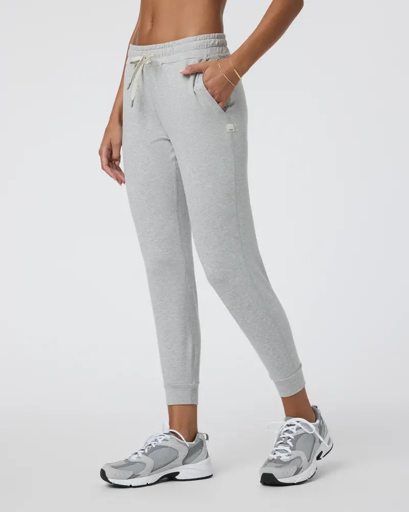 Vuori FEMMES PERFORMANCE JOGGER PALE GREY HEATHER
