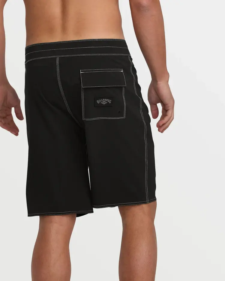 Billabong HOMMES CORE LORD PRO PERFORMANCE BOARDSHORTS BLACK