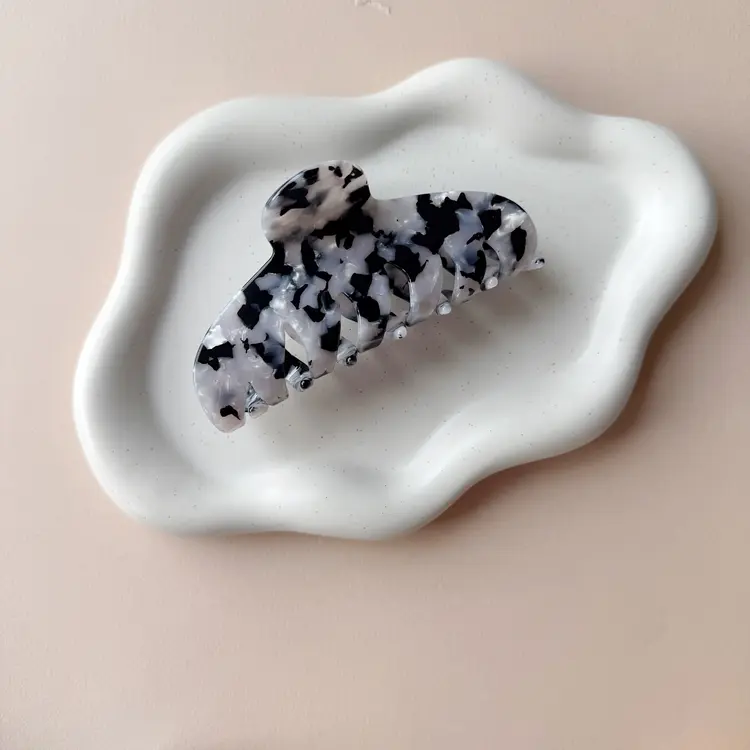 Horace LA AGATHA GREY NACRE