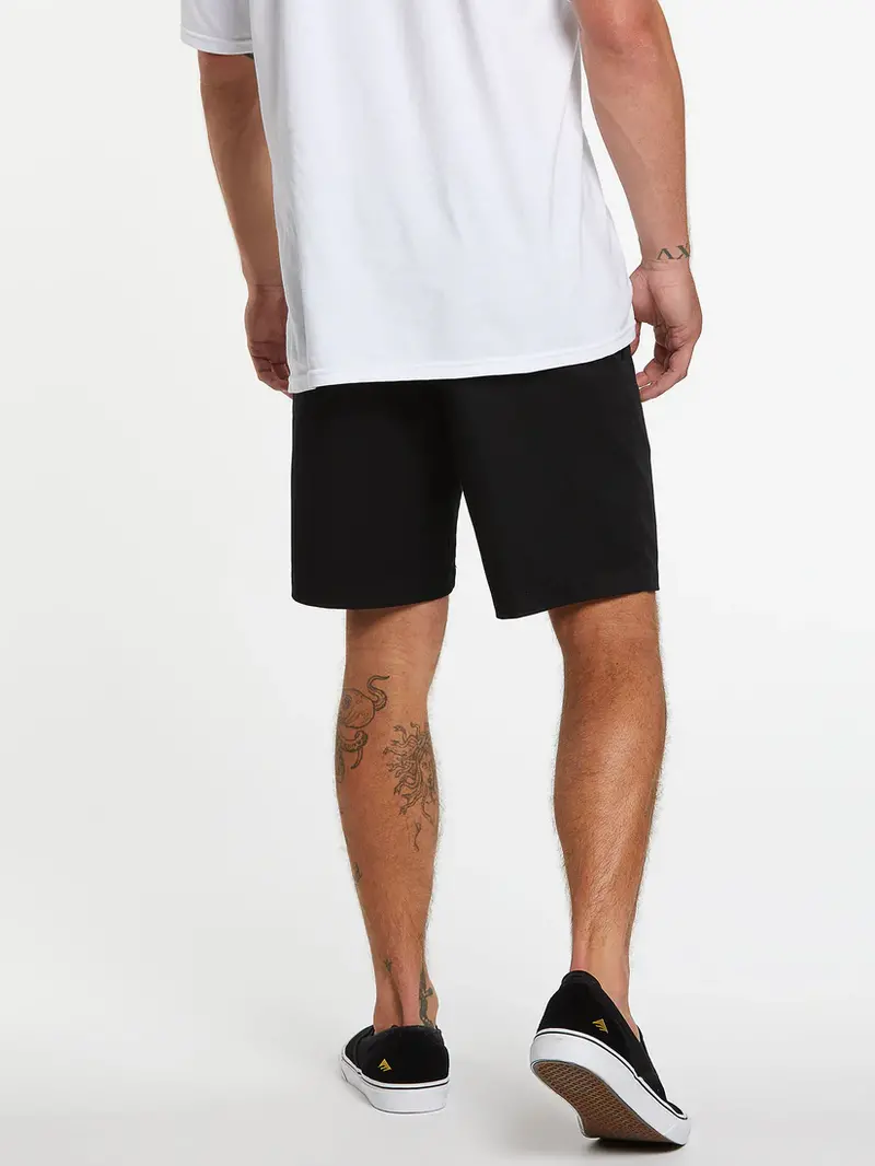 Volcom MEN'S FRICKIN ELASTIC WAIST 19 SHORTS BLACK