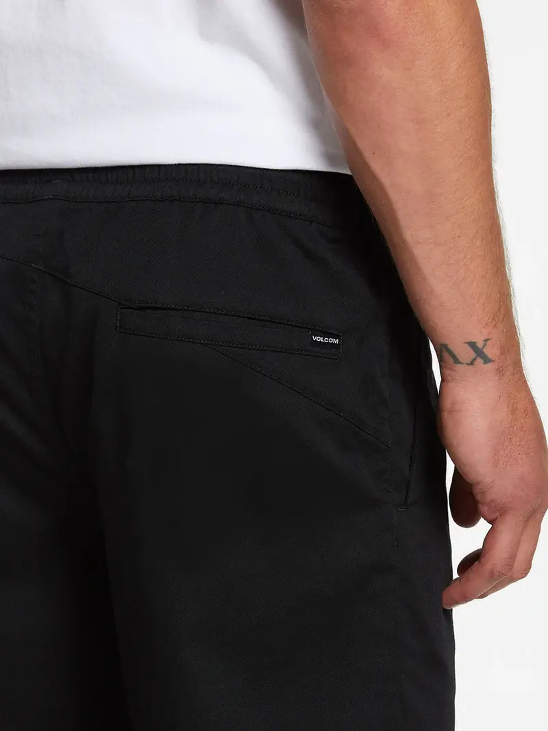 Volcom MEN'S FRICKIN ELASTIC WAIST 19 SHORTS BLACK
