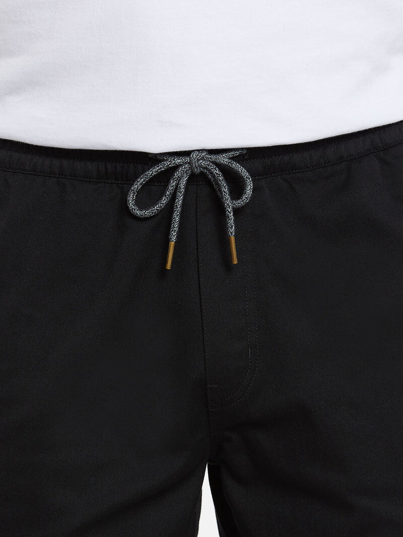 Volcom MEN'S FRICKIN ELASTIC WAIST 19 SHORTS BLACK