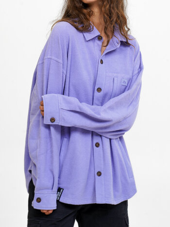 Notice the reckless WOMEN'S INDIGO SHACKET LS LILAC