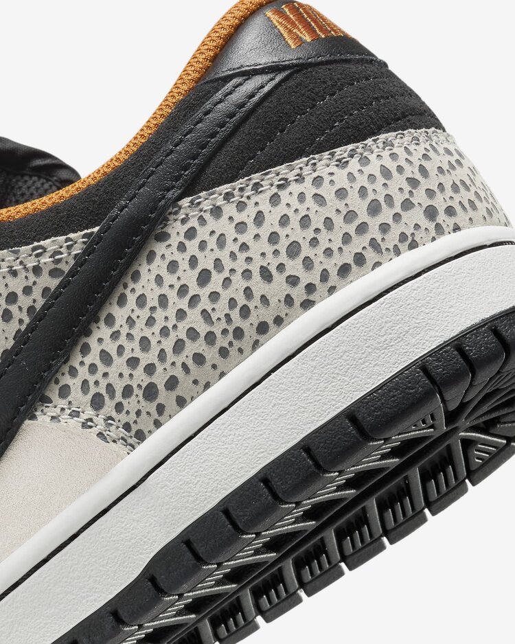 Nike SB MEN'S DUNK LOW PRO PHANTOM/BLACK/MONARCH