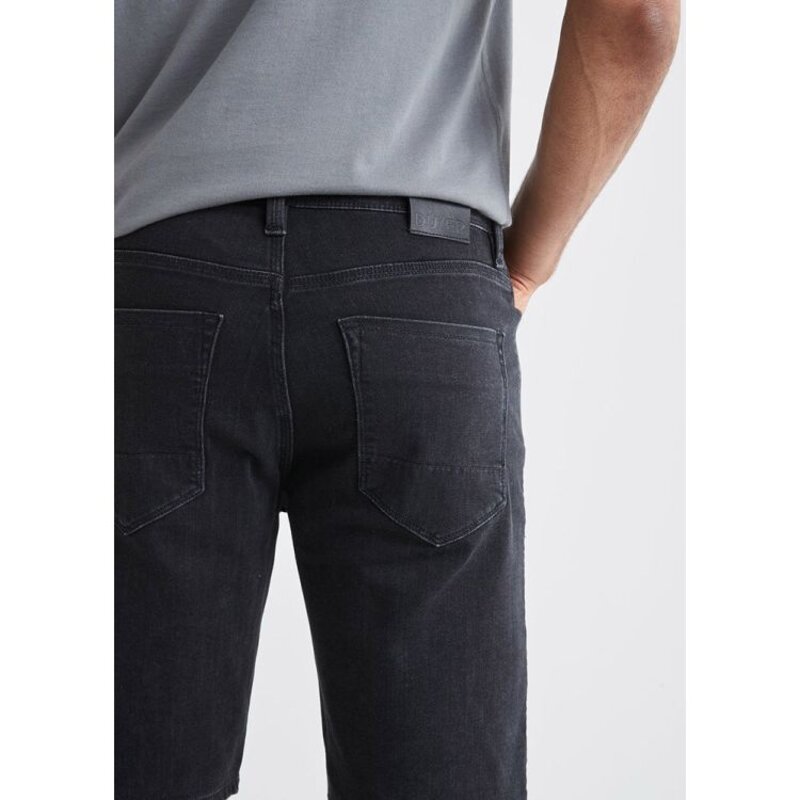 Du/er MEN'S PERFORMANCE DENIM SHORT 10 VOLCANIC