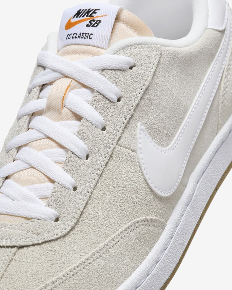 Nike SB HOMMES FC CLASSIC 2X SUMMIT WHITE